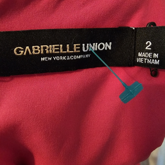 Gabrielle union pink split dress 2 New York company pink midi work date - Picture 6 of 6